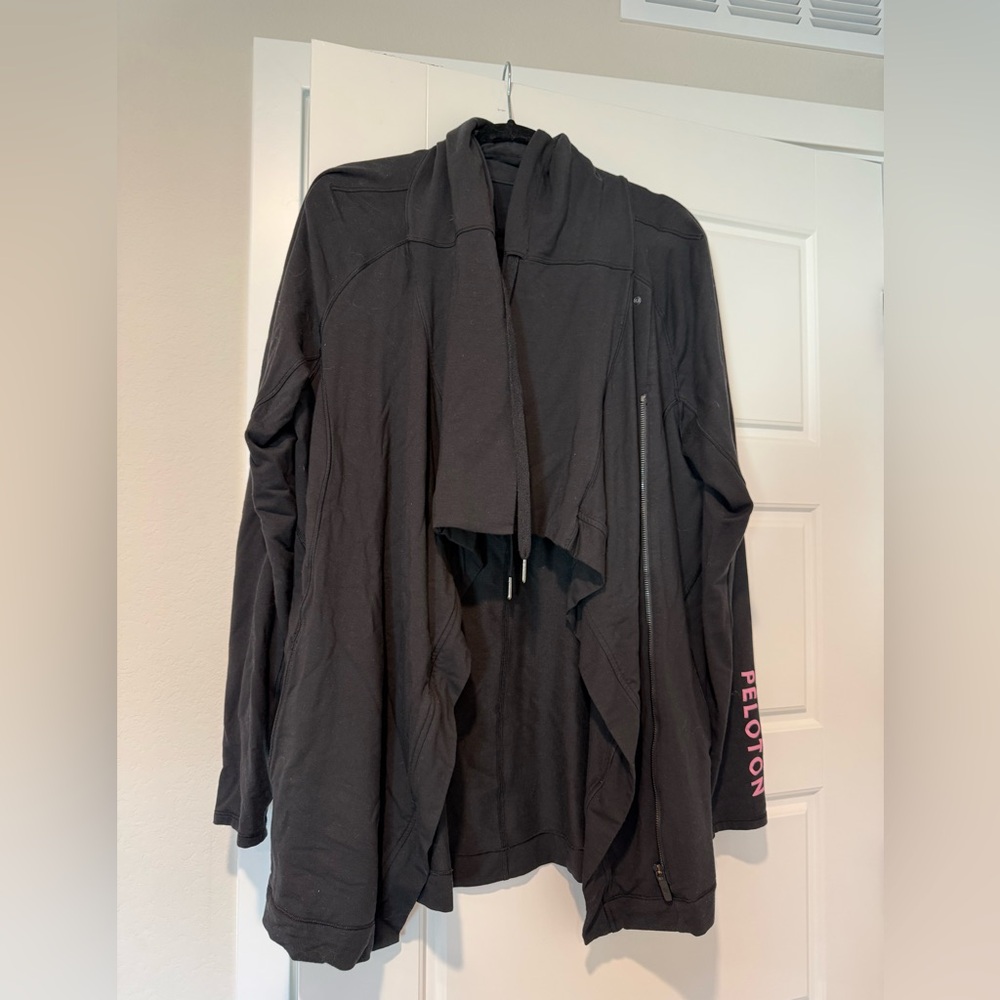 Peloton x Lululemon Wrap Jacket black size 12